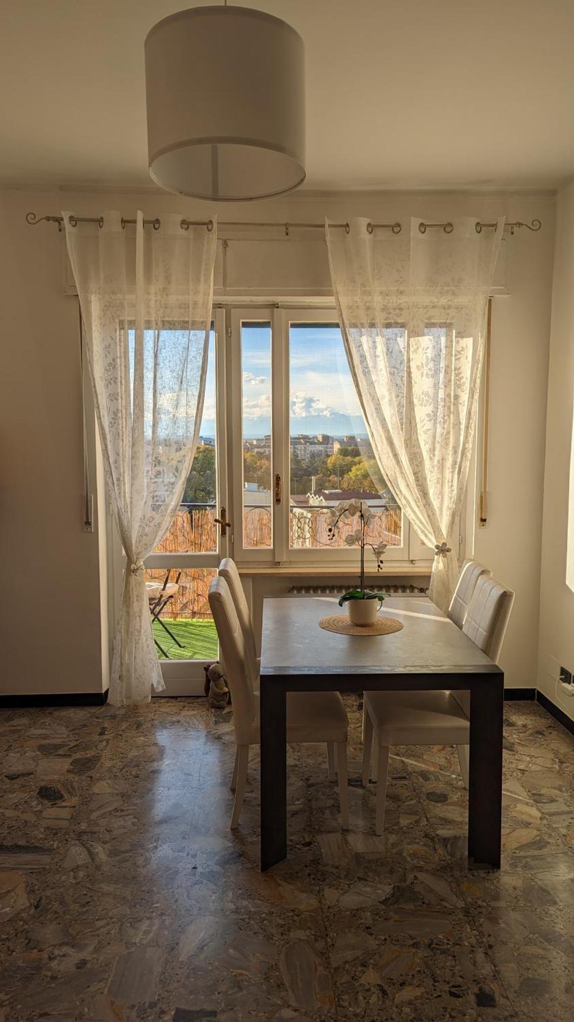 ヴェルチェッリLa Terrazza Del Reアパートメント エクステリア 写真